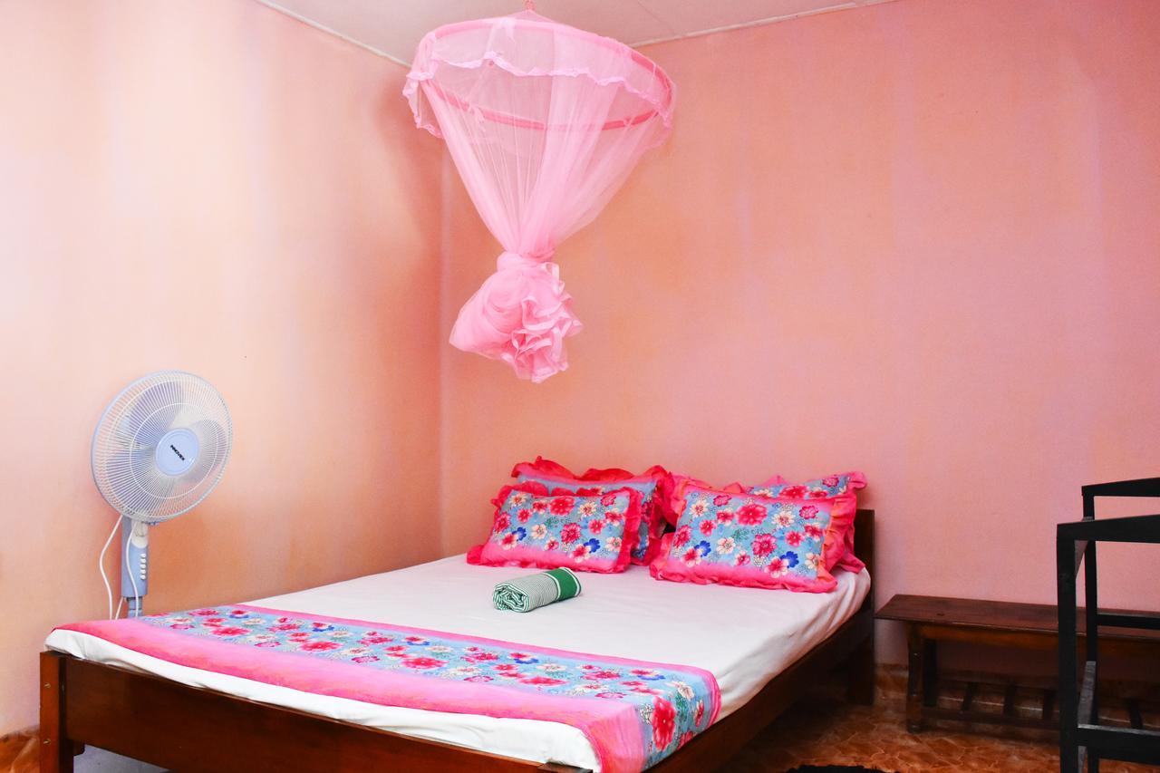 Deniyaya Guest House מראה חיצוני תמונה
